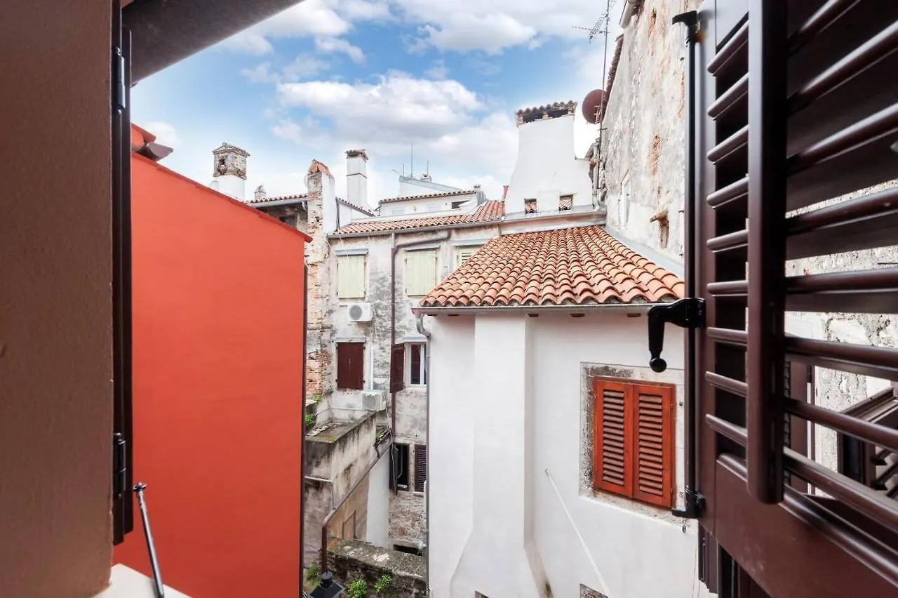 Sy'S Studios Rovinj 0*,