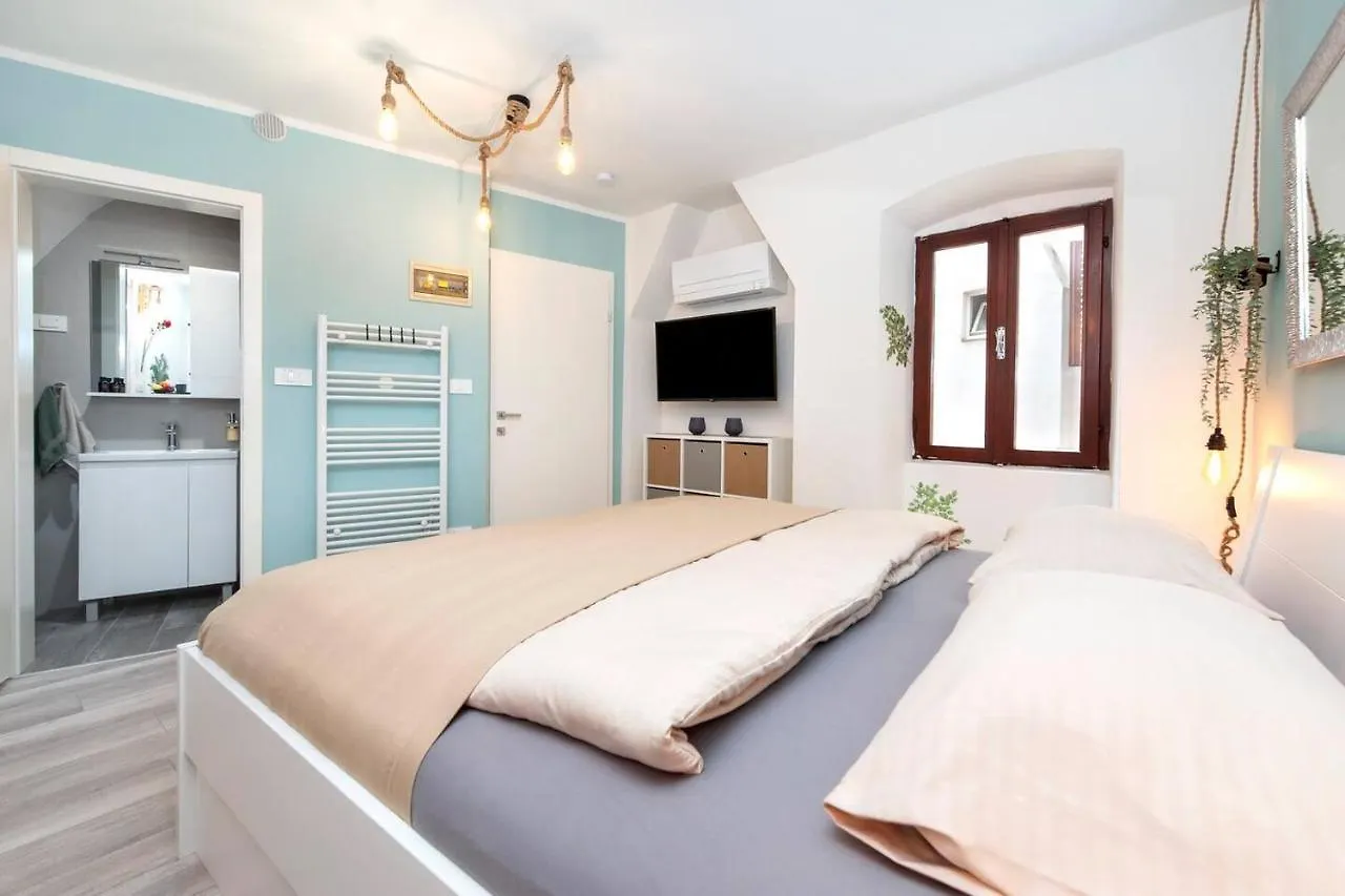 Sy'S Studios Rovinj 0*,  Kroatien